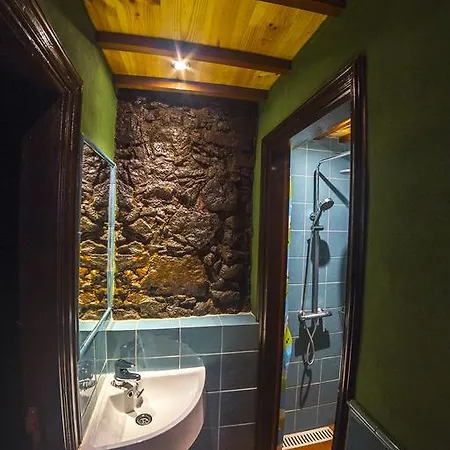 Хостел B&B La Laguna *